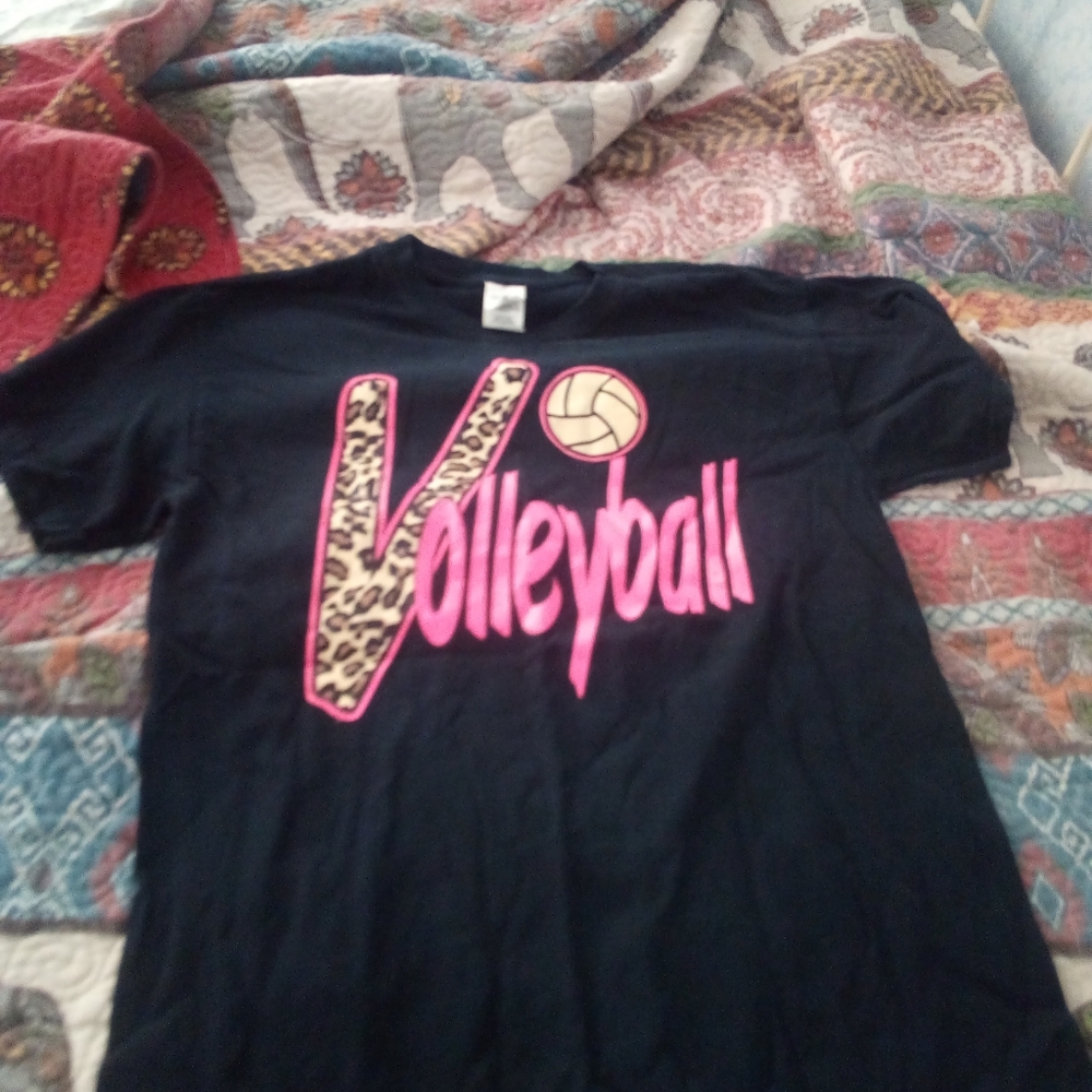 Clothes - Picture 2 of 8